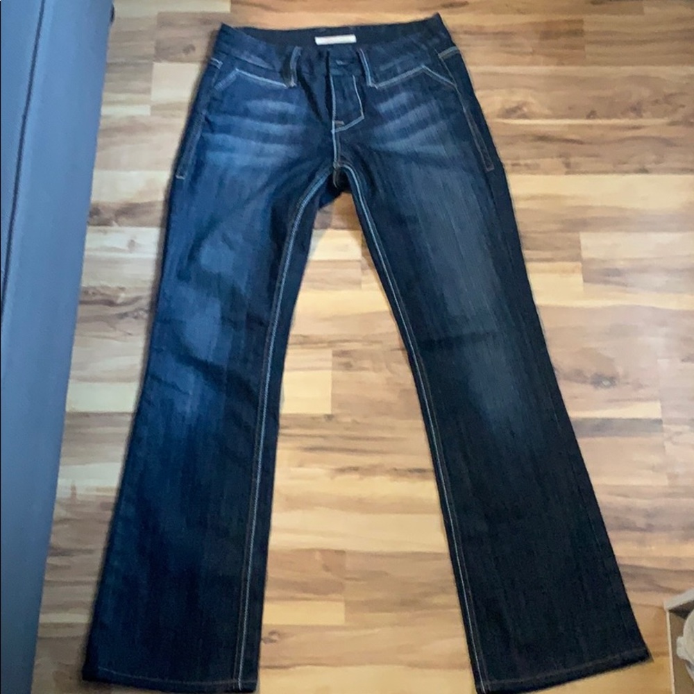 Anoname jeans